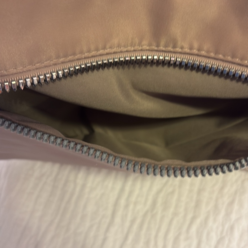 Anne Klein Sport Lilac Nylon Crossbody Bag with Black Adjustable Strap. - Picture 4 of 9